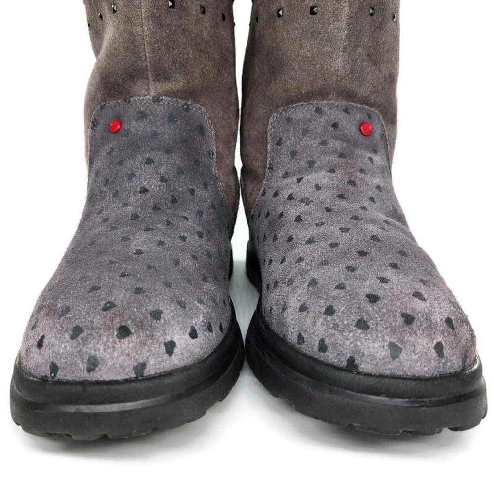 UGG I Heart Rock 'N Roll Grey Printed Hearts Black Studded Pull-On Short Boots - Picture 4 of 15